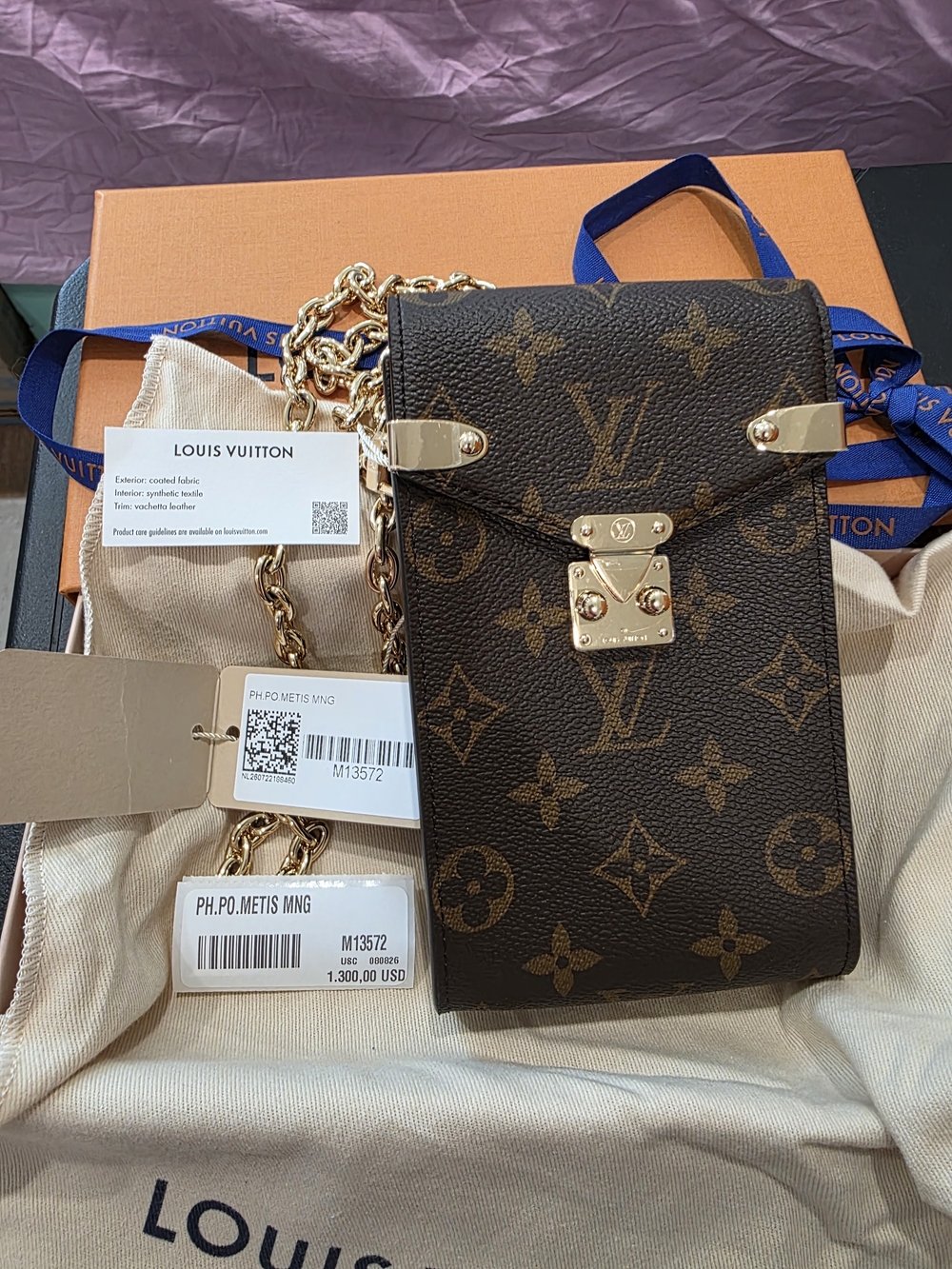 Louis Vuitton Monogram Phone Crossbody in Brown - Phone Pouch Métis - Picture 2 of 6